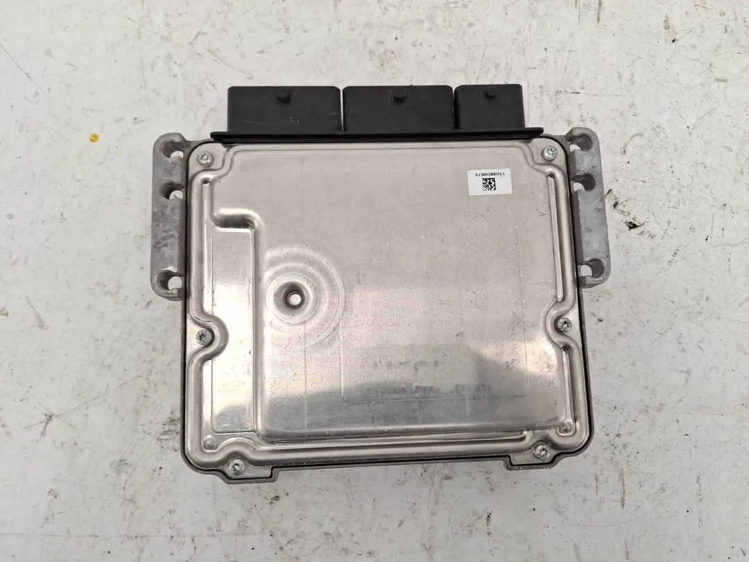 Centralina iniezione motore ECU Centralina iniezione motore ECU