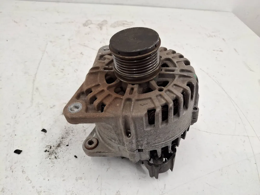 Alternatore Alternatore