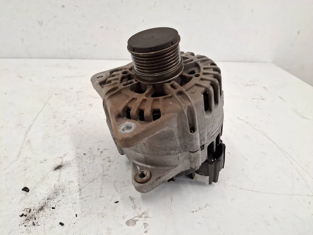 Alternatore Alternatore