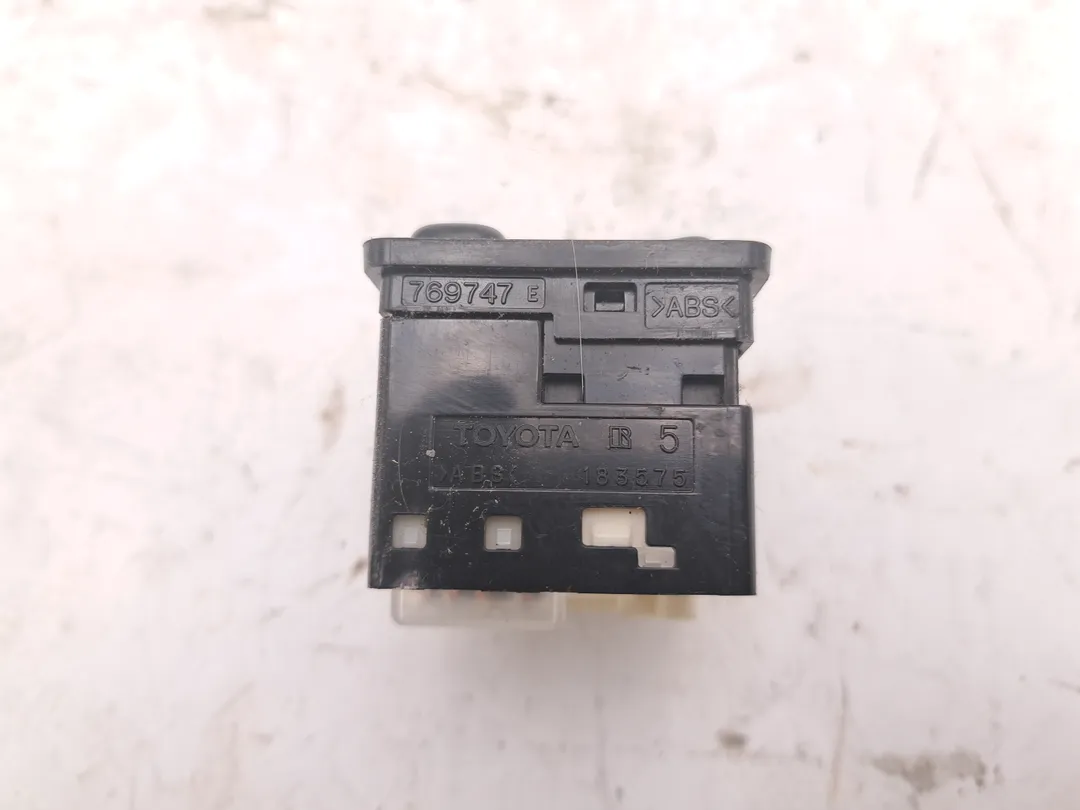 Interruttore regolazione retrovisore esterno Interruttore regolazione retrovisore esterno