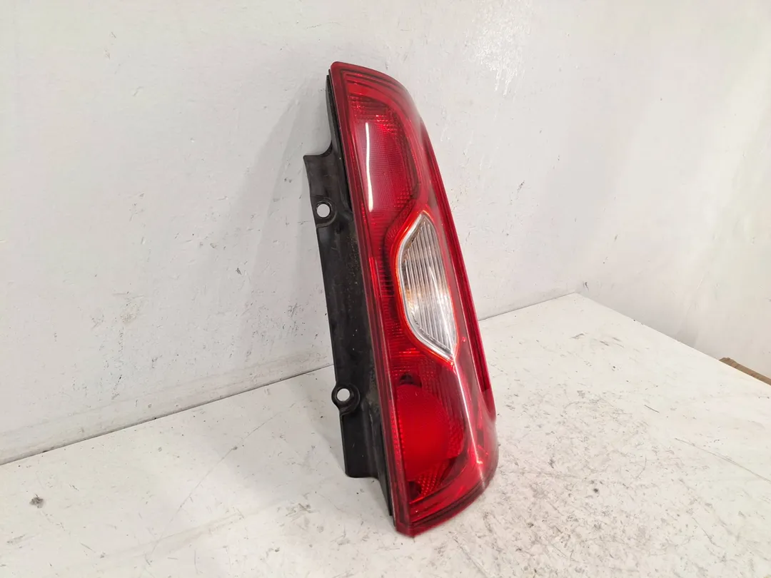 Fanale faro posteriore destro