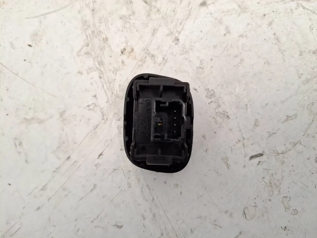 Interruttore alzacristalli porta anteriore destro Interruttore alzacristalli porta anteriore destro