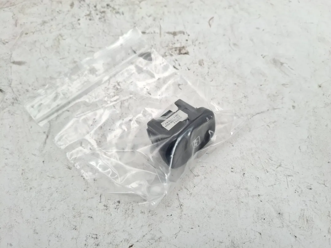 Interruttore alzacristalli porta anteriore destro Interruttore alzacristalli porta anteriore destro