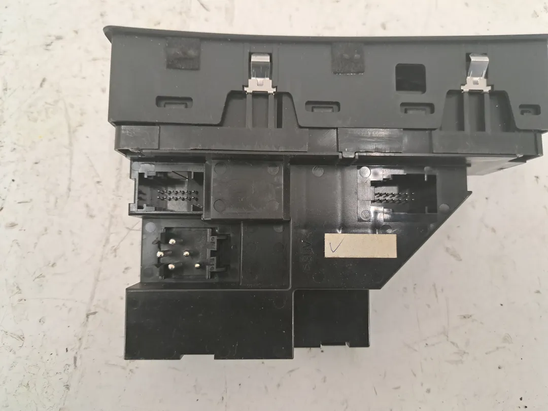 Interruttore alzacristalli porta anteriore destro Interruttore alzacristalli porta anteriore destro