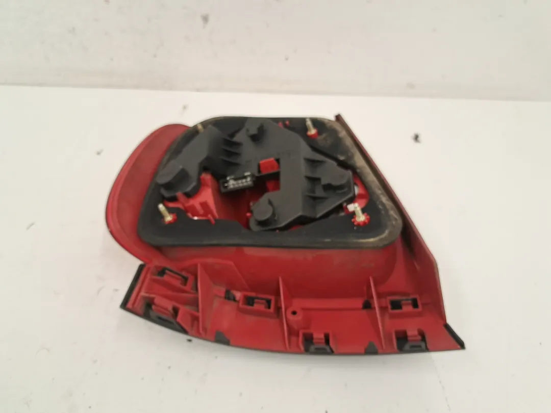 Fanale faro posteriore destro