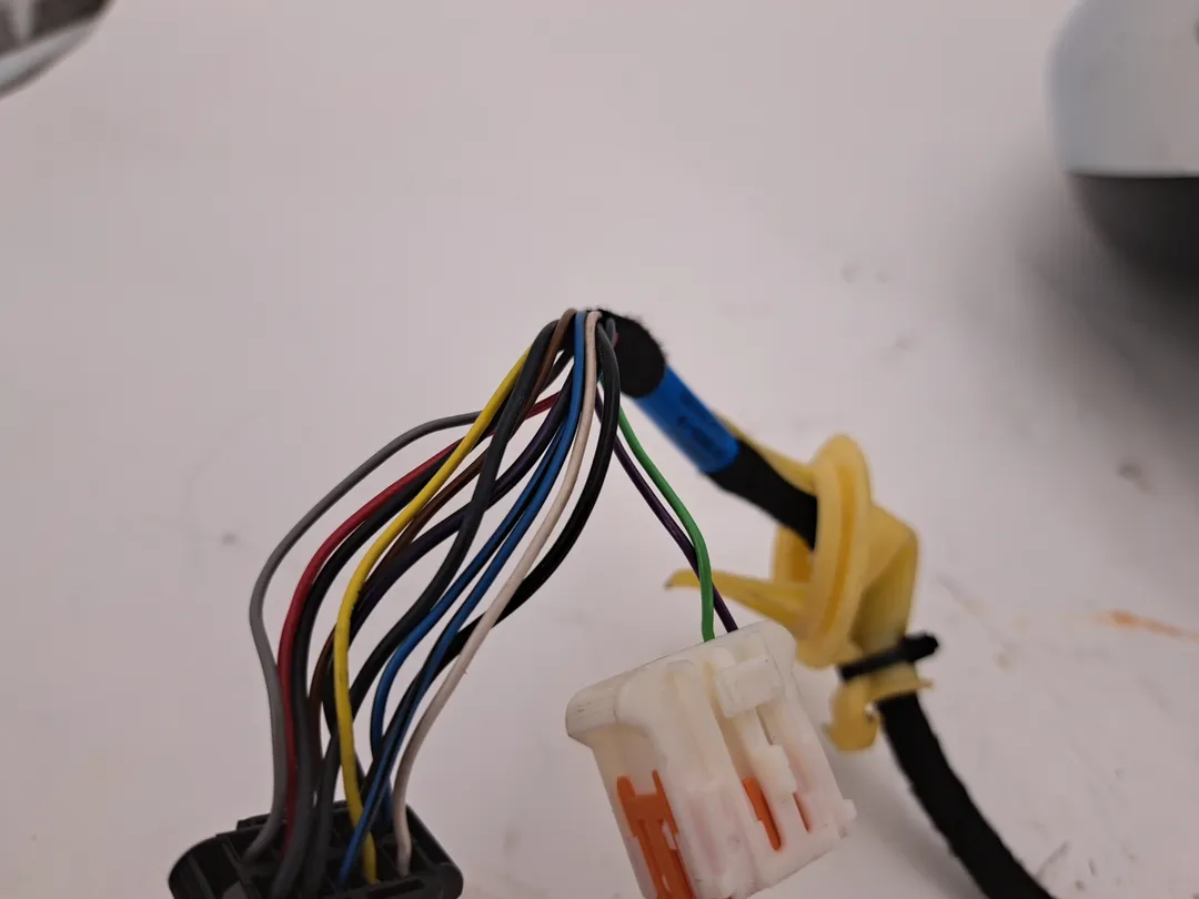 Specchio Retrovisore esterno elettrico destro Specchio Retrovisore esterno elettrico destro