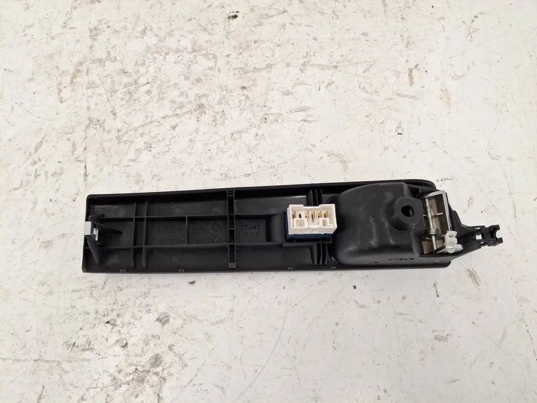 Interruttore alzacristalli porta anteriore Interruttore alzacristalli porta anteriore