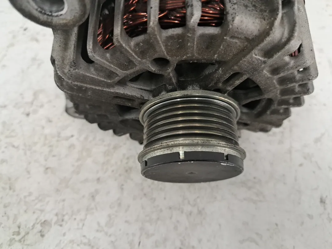 Alternatore Alternatore