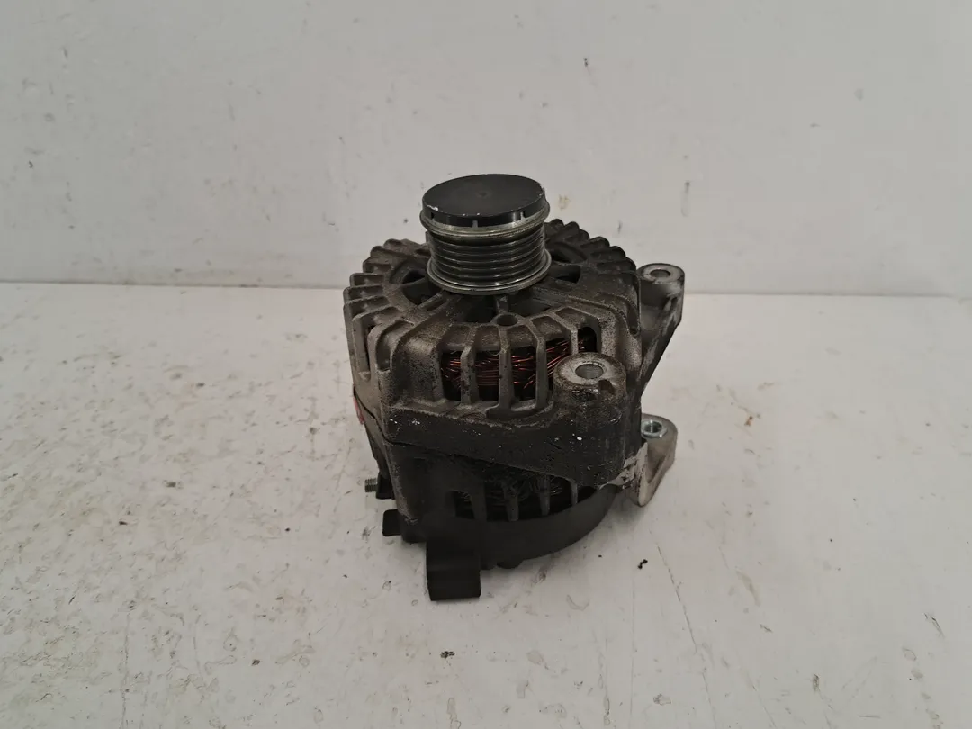 Alternatore Alternatore