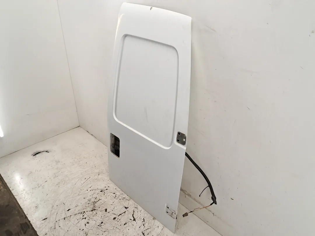 Porta carico posteriore a battente destro
