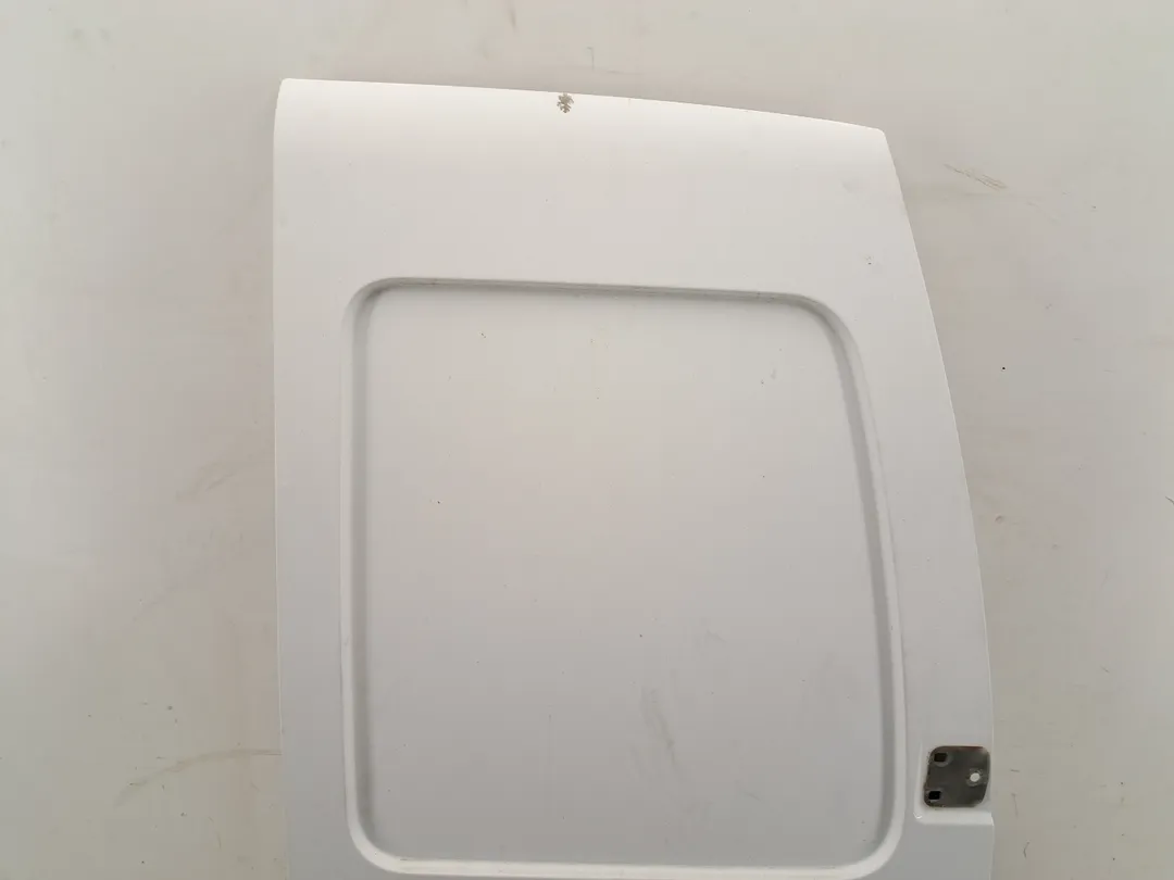Porta carico posteriore a battente destro