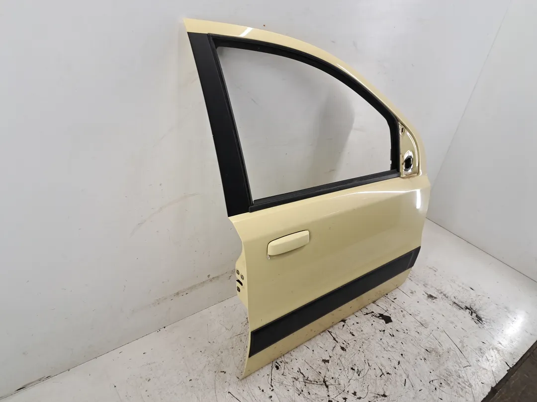 Porta anteriore destro Porta anteriore destro