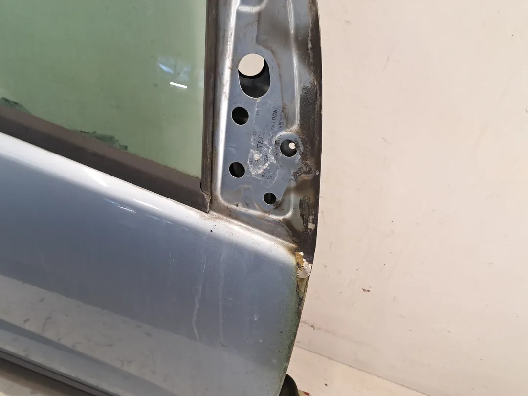 Porta anteriore destro Porta anteriore destro