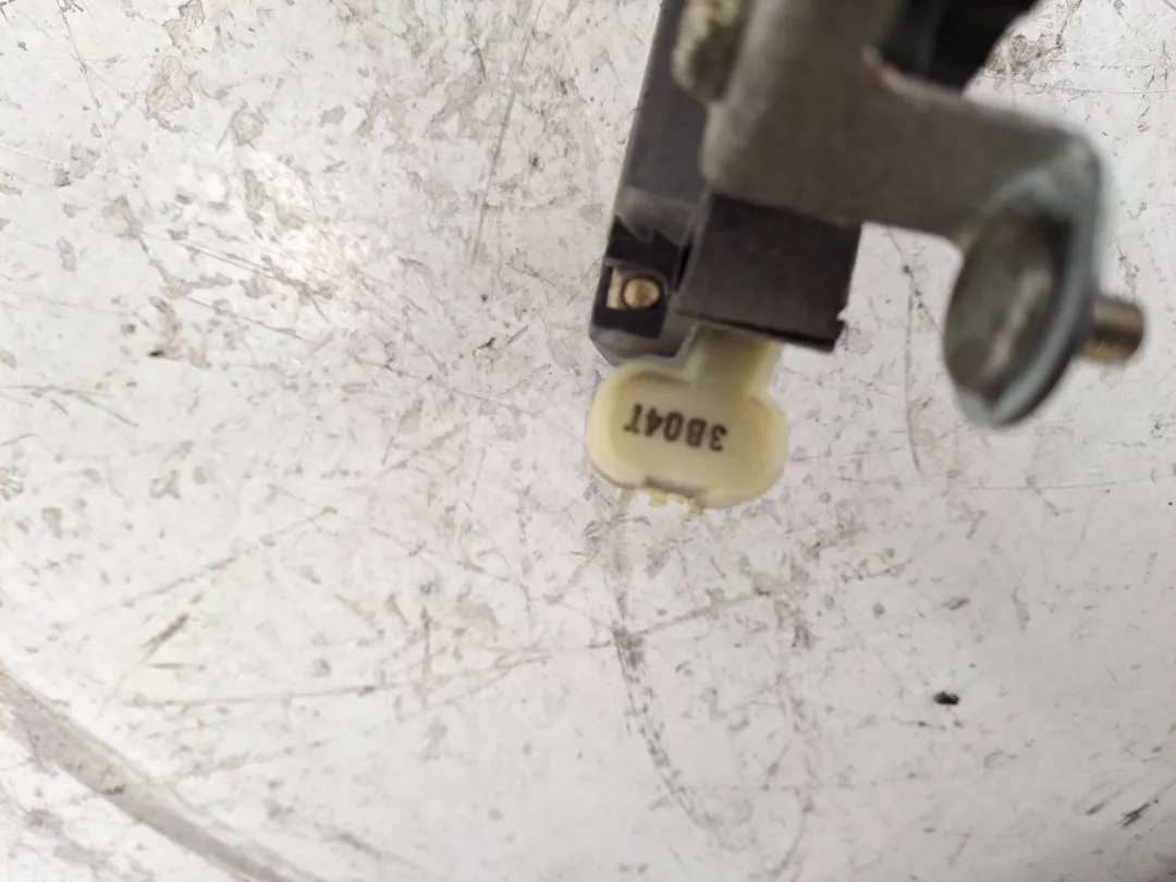 Alzacristallo porta anteriore destro Alzacristallo porta anteriore destro