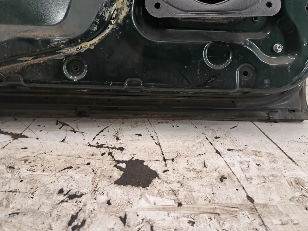 Porta anteriore sinistro Porta anteriore sinistro