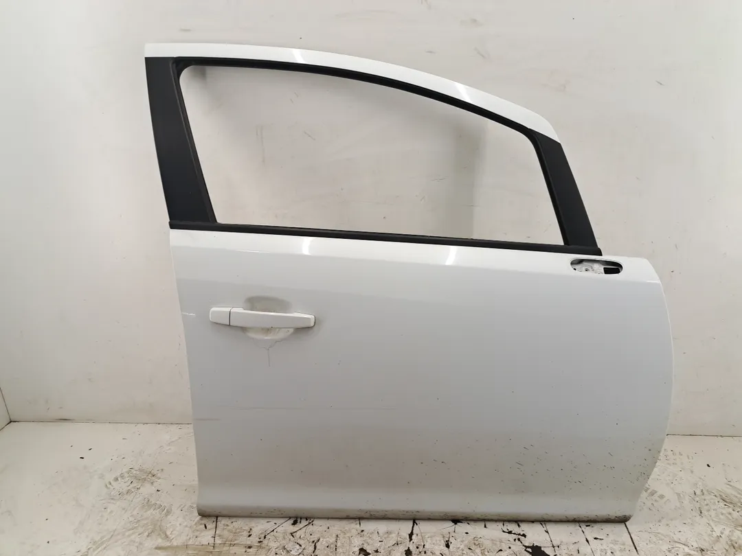 Porta anteriore destro