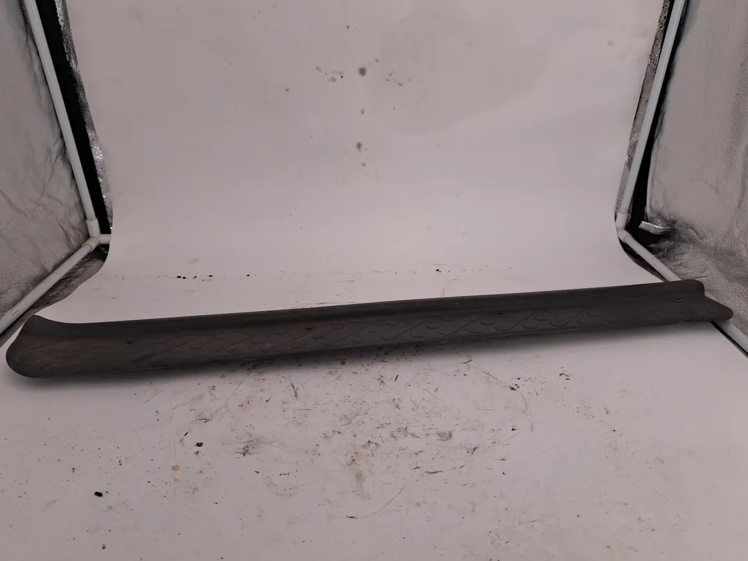 Modanatura battitacco ingresso abitacolo sinistro
