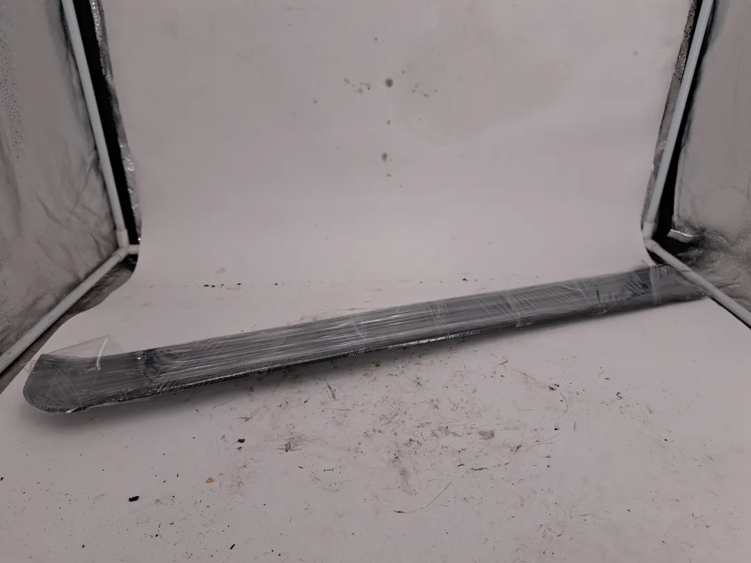 Modanatura battitacco ingresso abitacolo sinistro