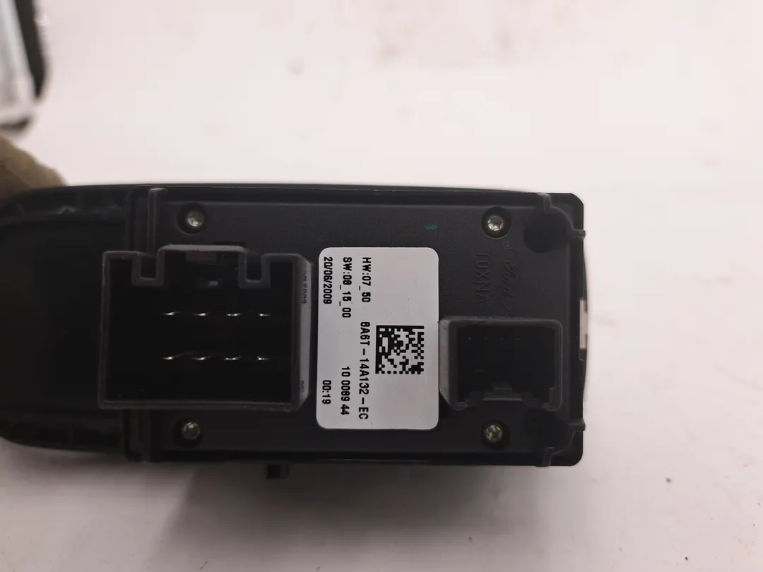 Interruttore alzacristalli porta anteriore sinistro Interruttore alzacristalli porta anteriore sinistro