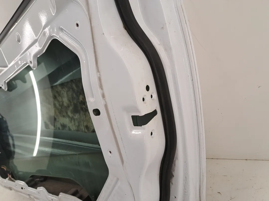 Porta anteriore destro Porta anteriore destro