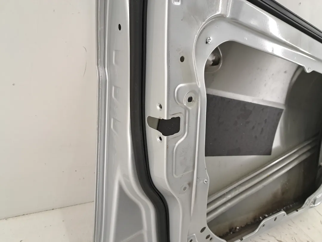Porta anteriore sinistro Porta anteriore sinistro