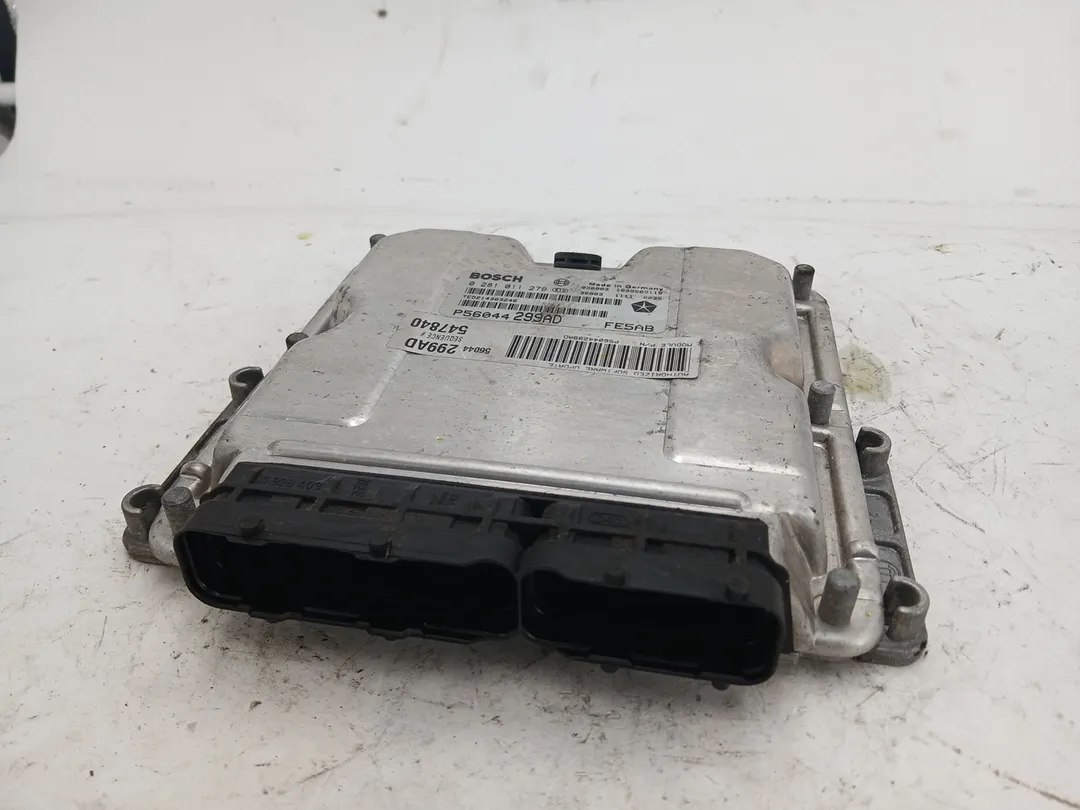 Centralina iniezione motore ECU Centralina iniezione motore ECU