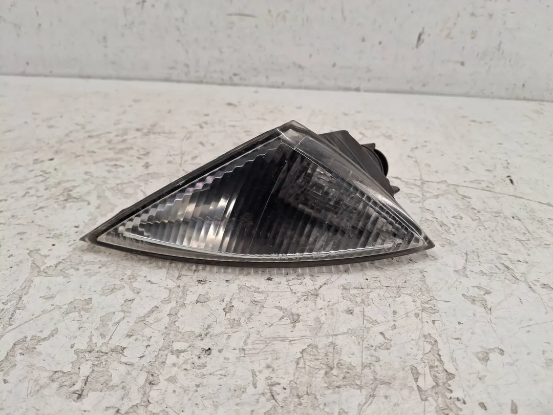 Fanalino anteriore sinistro Fanalino anteriore sinistro