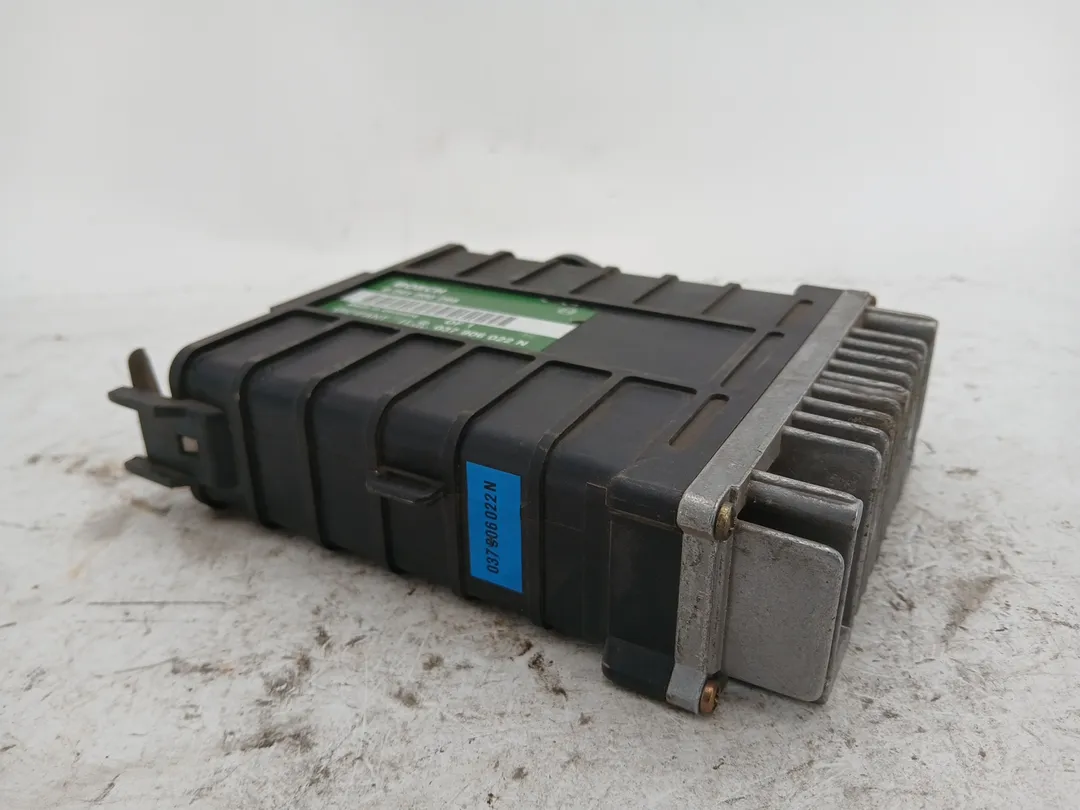 Centralina iniezione motore ECU Centralina iniezione motore ECU