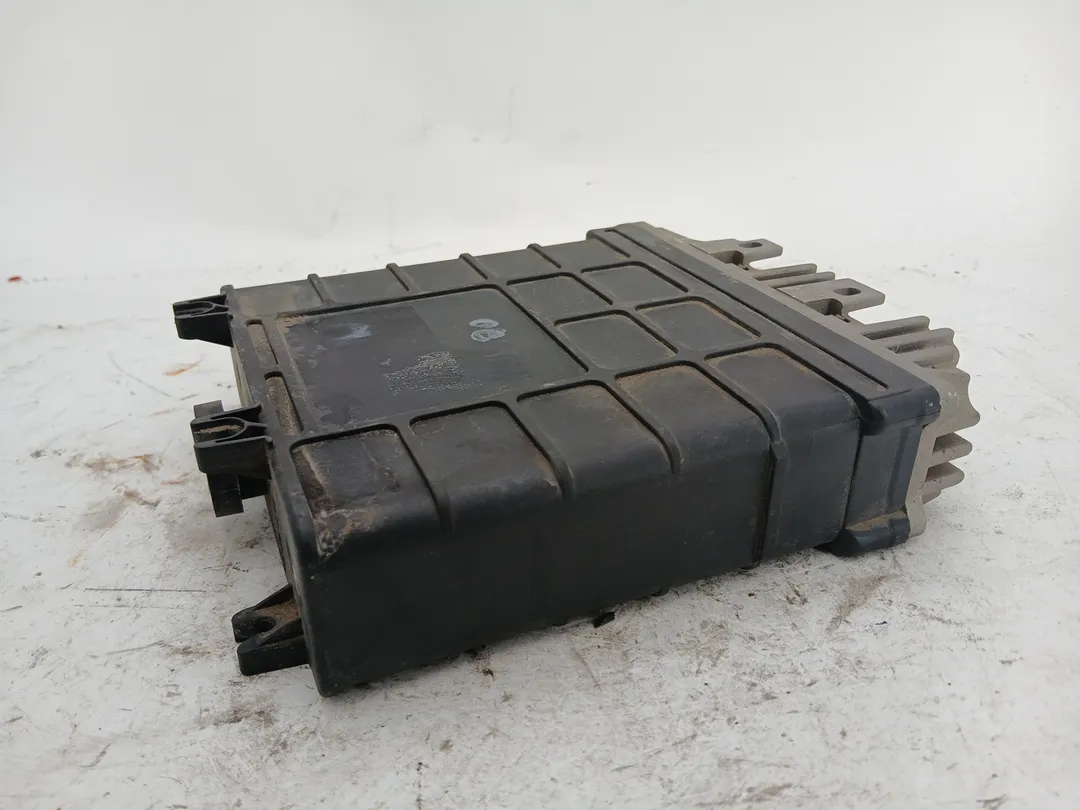 Centralina iniezione motore ECU Centralina iniezione motore ECU