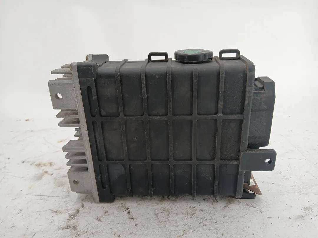 Centralina iniezione motore ECU Centralina iniezione motore ECU