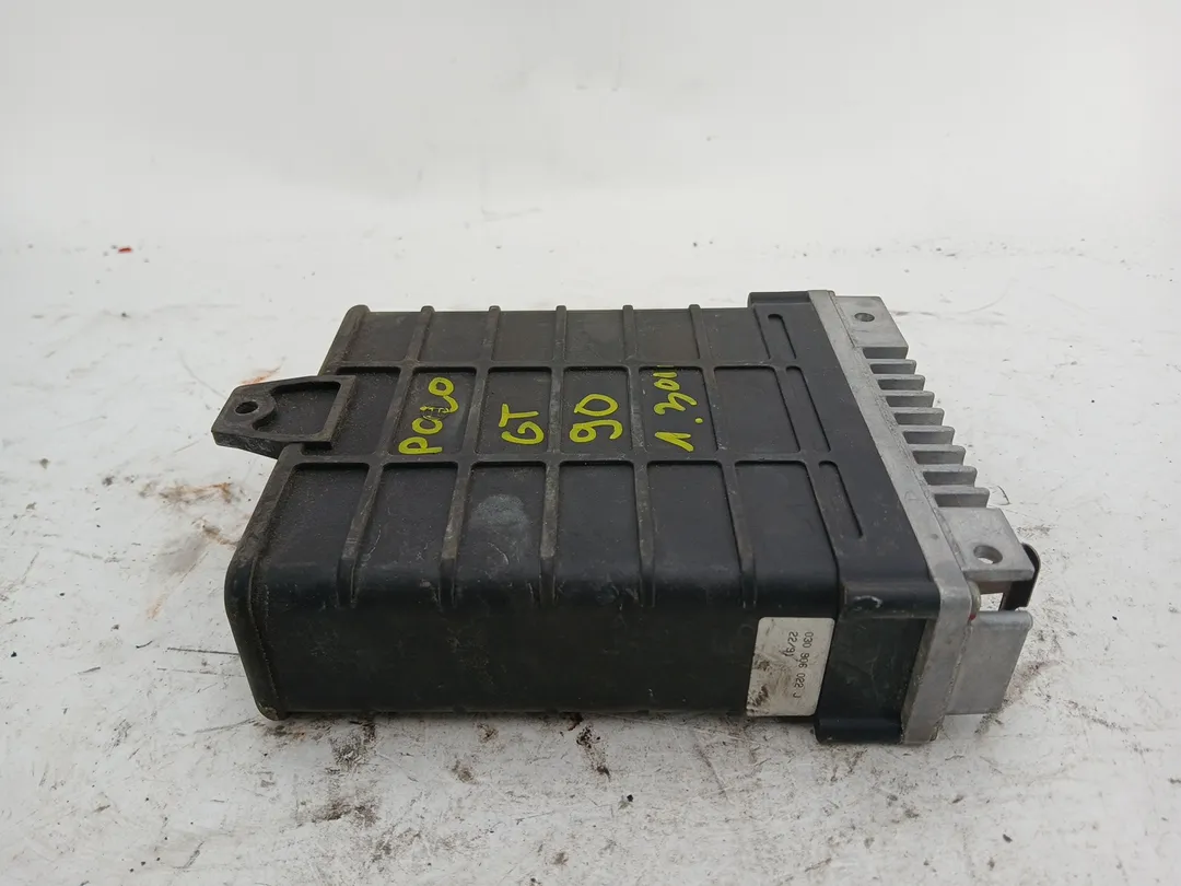 Centralina iniezione motore ECU Centralina iniezione motore ECU