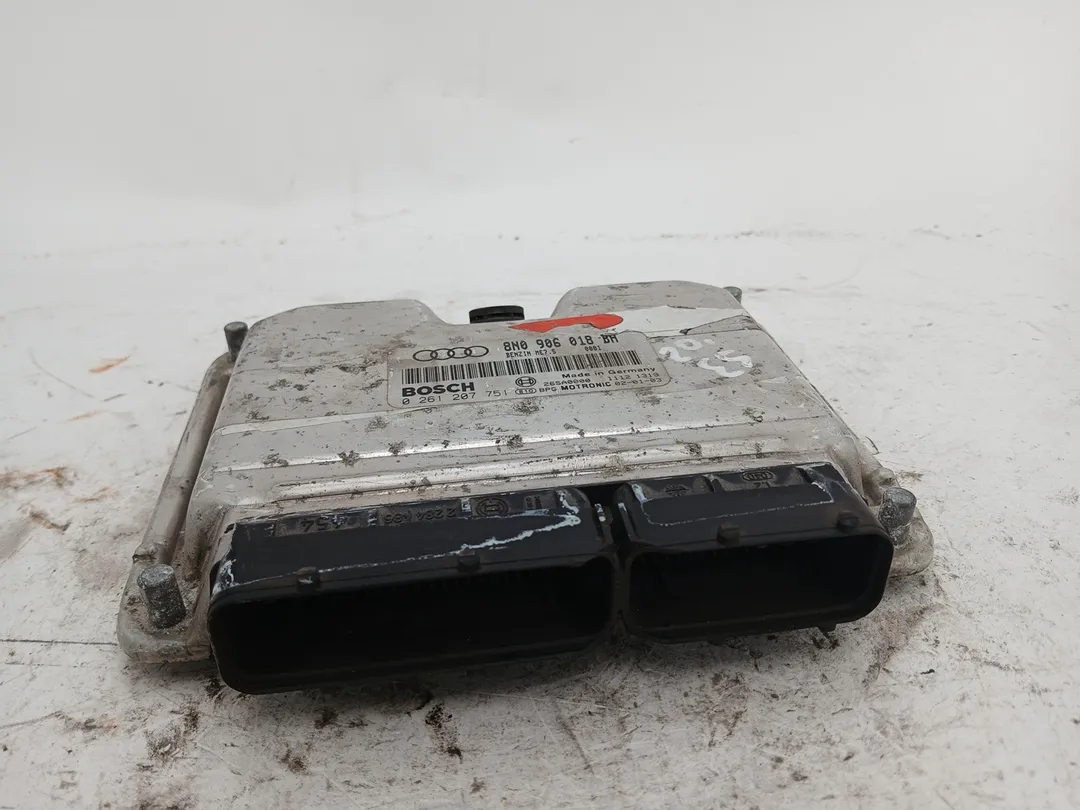 Centralina iniezione motore ECU Centralina iniezione motore ECU