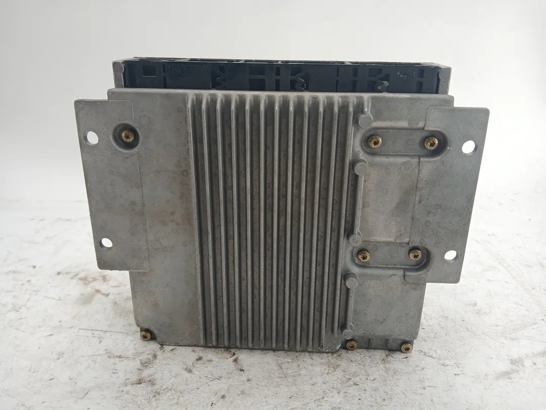 Centralina iniezione motore ECU Centralina iniezione motore ECU