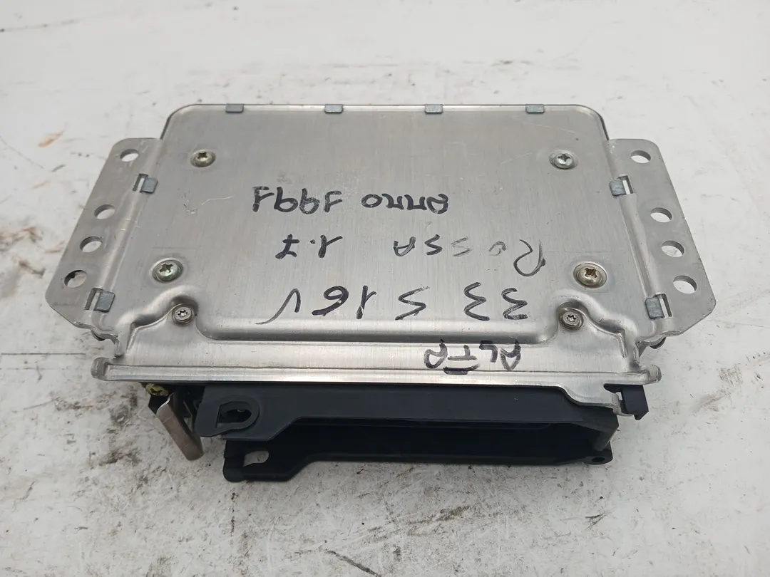 Centralina iniezione motore ECU Centralina iniezione motore ECU