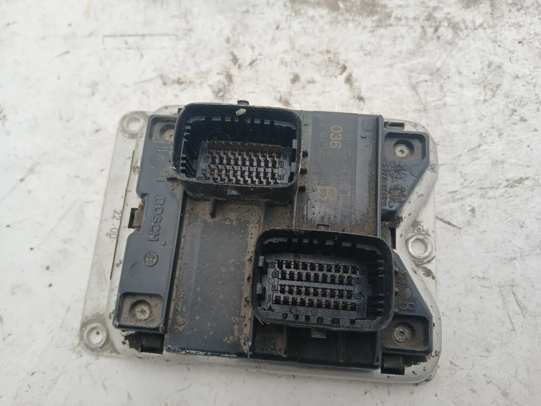 Centralina iniezione motore ECU Centralina iniezione motore ECU