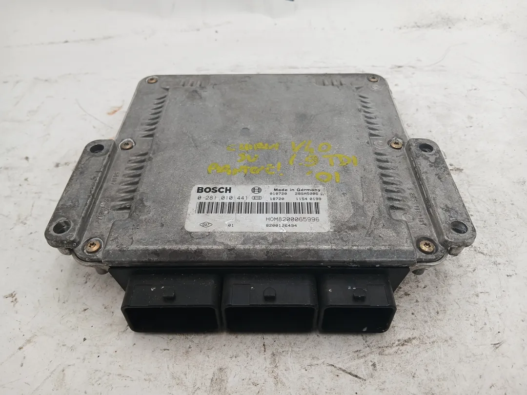 Centralina iniezione motore ECU Centralina iniezione motore ECU