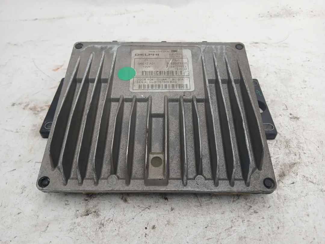 Centralina iniezione motore ECU Centralina iniezione motore ECU