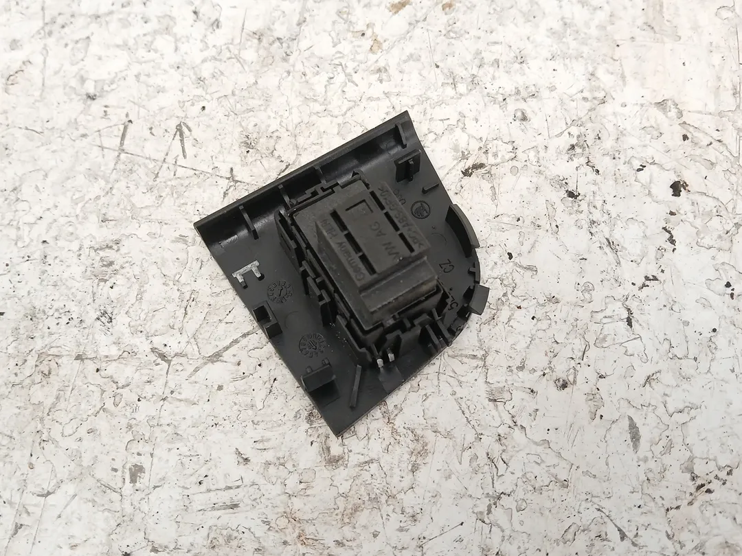 Interruttore alzacristalli porta anteriore sinistro Interruttore alzacristalli porta anteriore sinistro