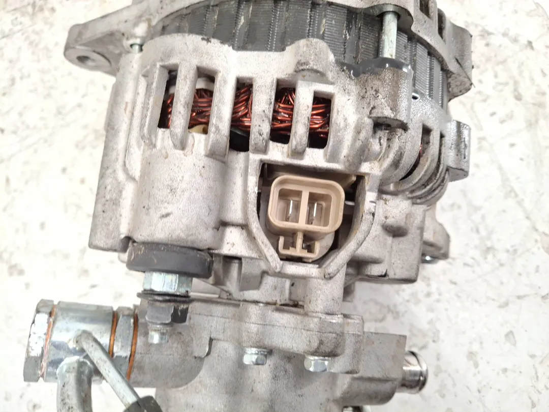 Alternatore Alternatore