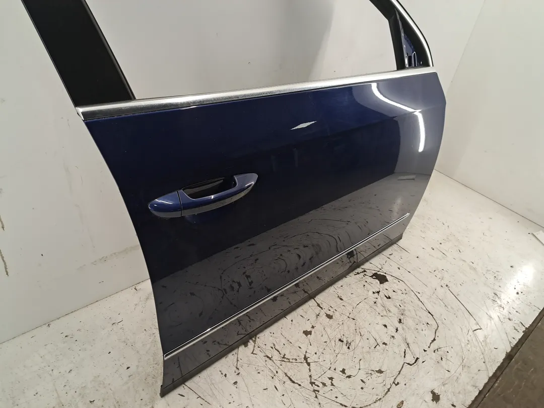 Porta anteriore destro Porta anteriore destro