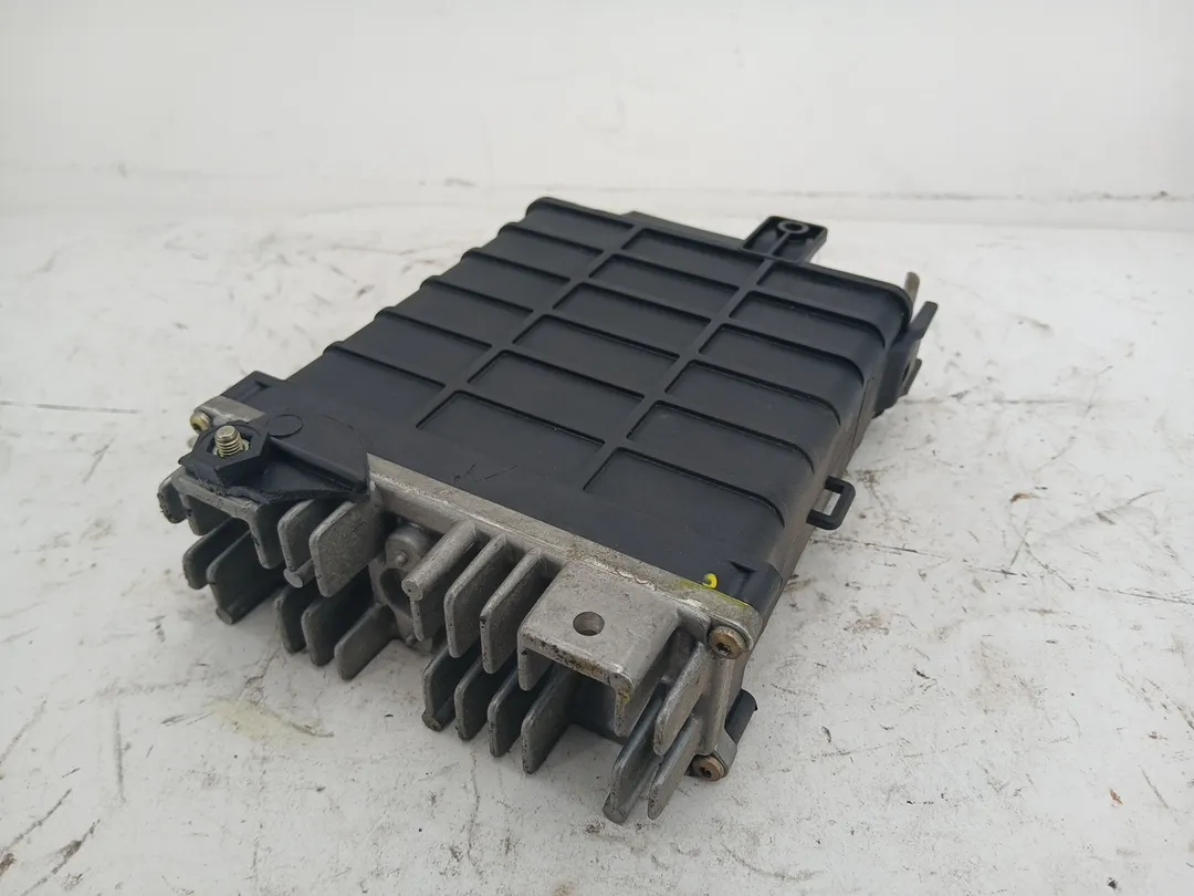 Centralina iniezione motore ECU Centralina iniezione motore ECU