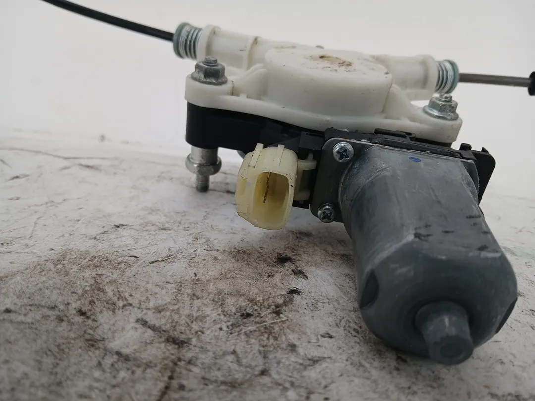 Alzacristallo alzavetro elettrico porta anteriore destro Alzacristallo alzavetro elettrico porta anteriore destro