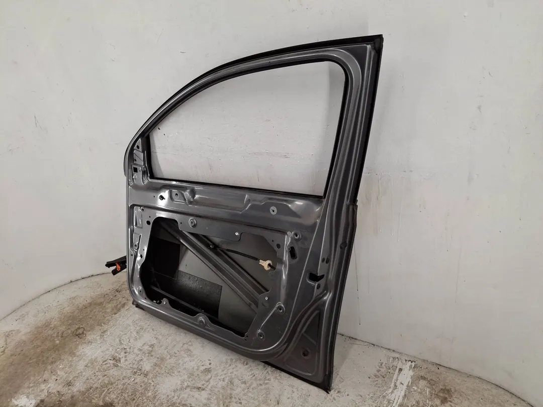 Porta anteriore destro Porta anteriore destro