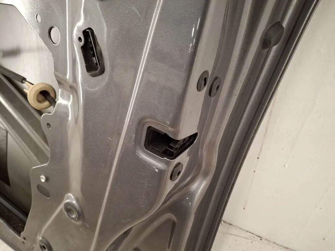 Porta anteriore destro Porta anteriore destro