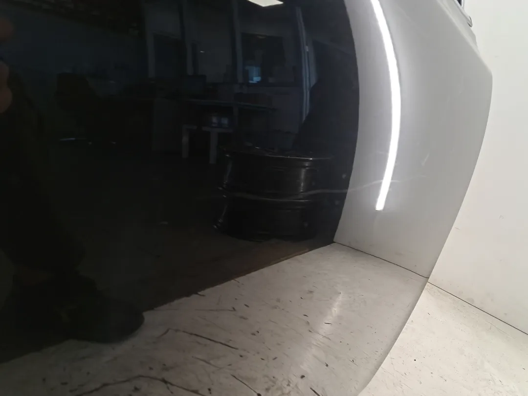 Porta anteriore destro