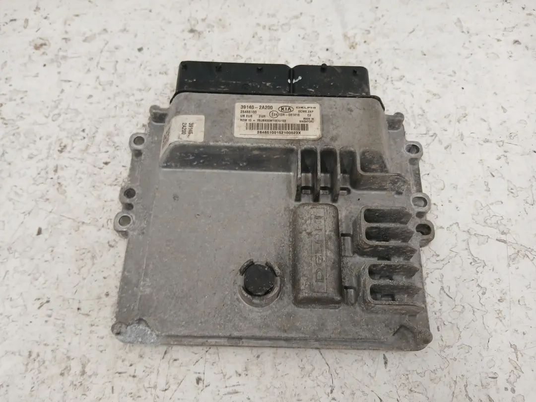 Centralina iniezione motore ECU Centralina iniezione motore ECU