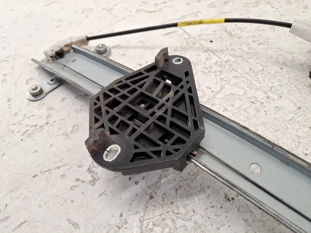 Alzacristallo alzavetro elettrico porta anteriore sinistro Alzacristallo alzavetro elettrico porta anteriore sinistro