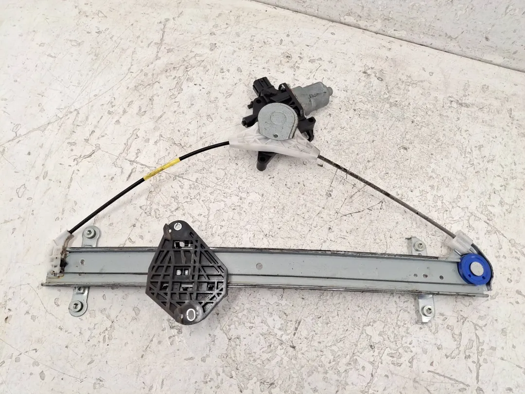 Alzacristallo alzavetro elettrico porta anteriore sinistro Alzacristallo alzavetro elettrico porta anteriore sinistro