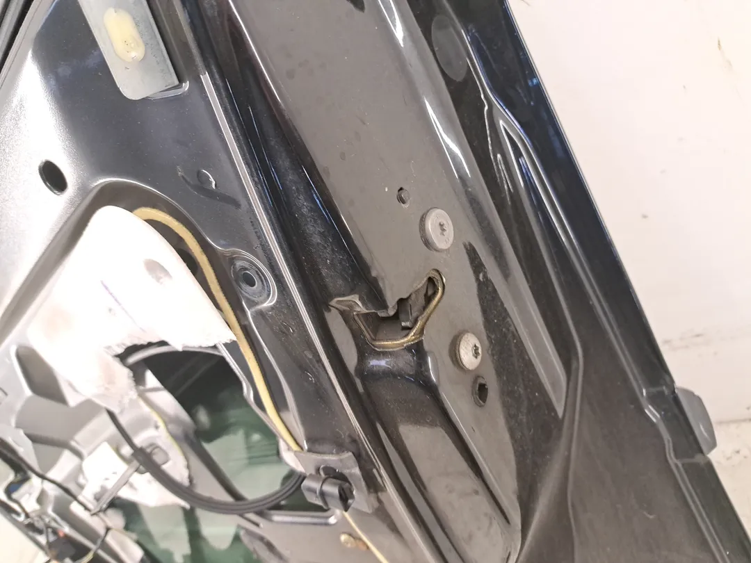 Porta anteriore destro Porta anteriore destro