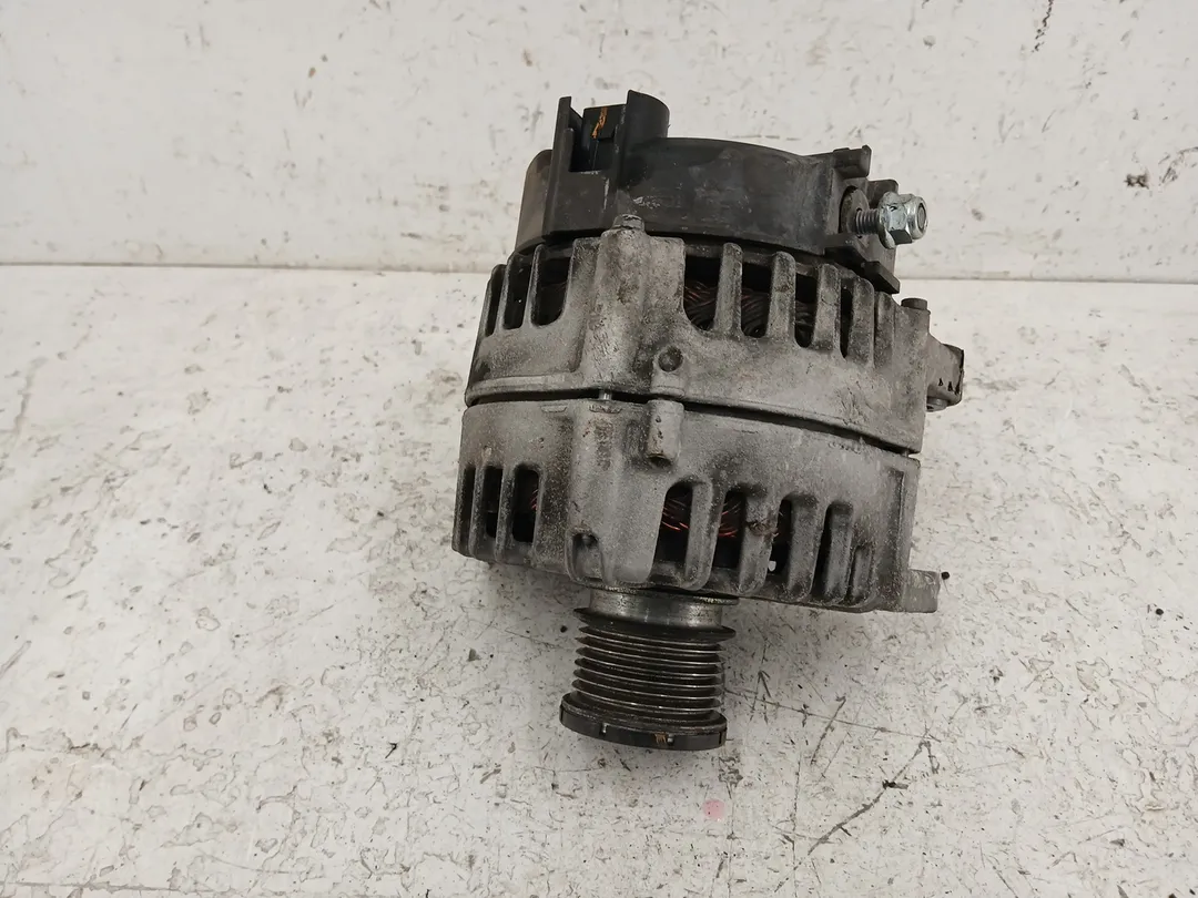 Alternatore Alternatore